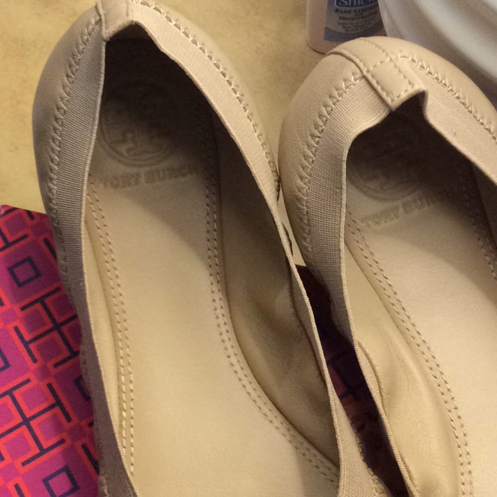 Tory Burch - Picture 3 of 6